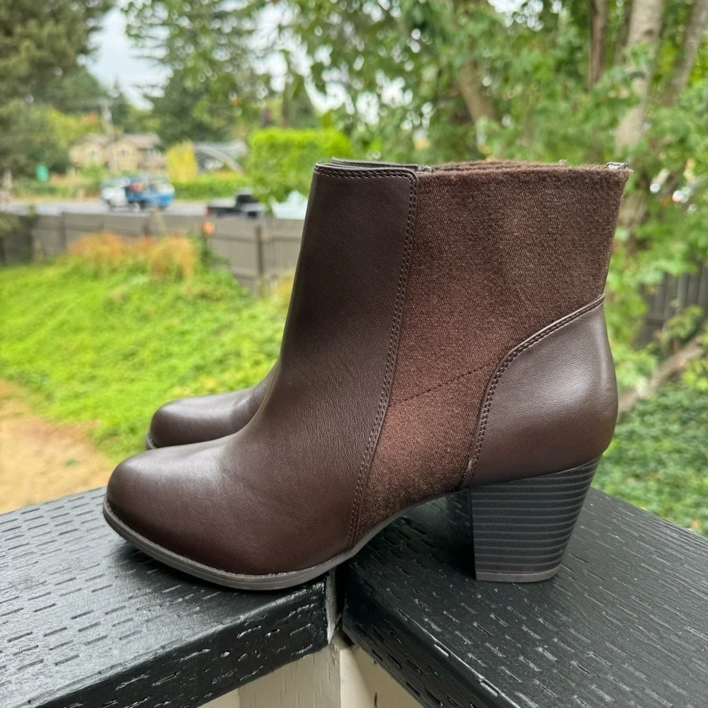 Kelly & Katie Women’s Jadona Block Heel Booties in Brown Size 10‎